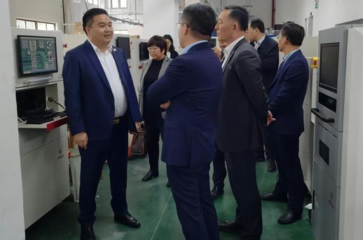 青島城陽(yáng)區領(lǐng)導及山大校友參訪(fǎng)赫立交流指導工作